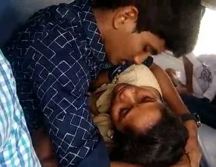 Public train Indian sex romance outdoor